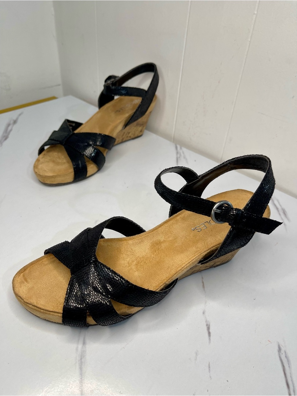 AEROSOLES Lighthearted Black Textured Wedge Sandals with Ankle Strap Size 8M